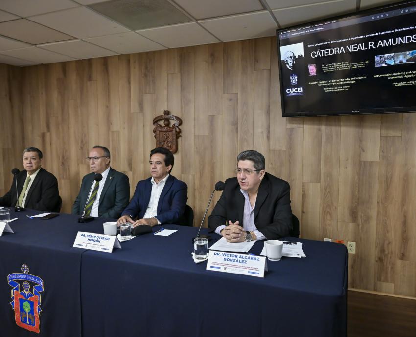 Buscan soluciones al tratamiento de aguas desde la Cátedra Neal R. Amundson, del CUCEI