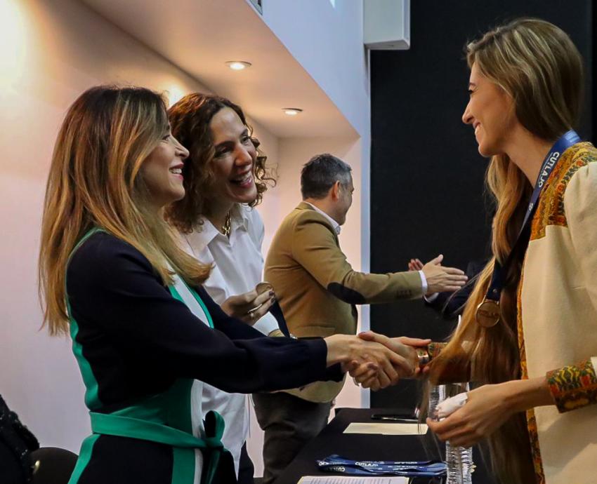 Galardonan a estudiantes y profesores del CUTlajomulco