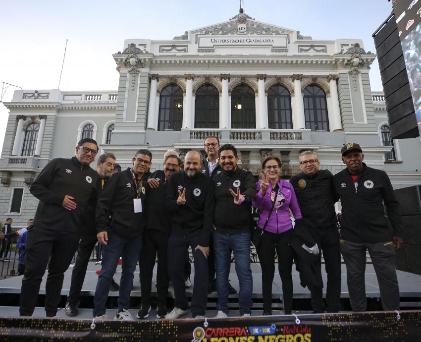Carrera Leones Negros rompe récord de asistentes en su octava edición