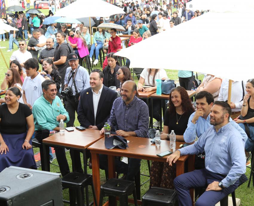 Fiesta por los 30 años de la Red Universitaria llegó al CUSur