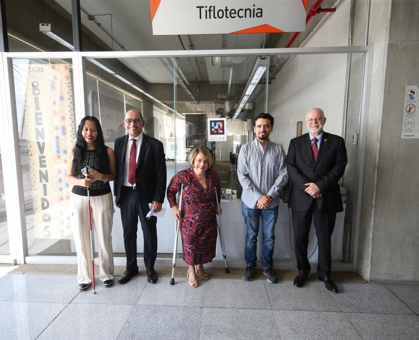 Instala BPEJ servicio de navegación señalética para personas con discapacidad visual