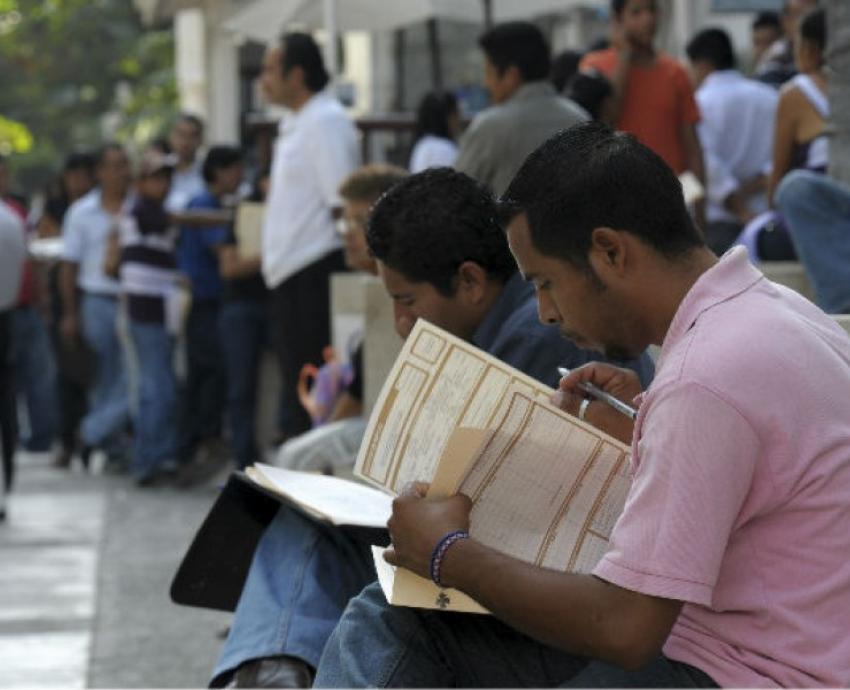 Trabajos precarizados y desempleo afecta a jóvenes jaliscienses: experto de la UdeG
