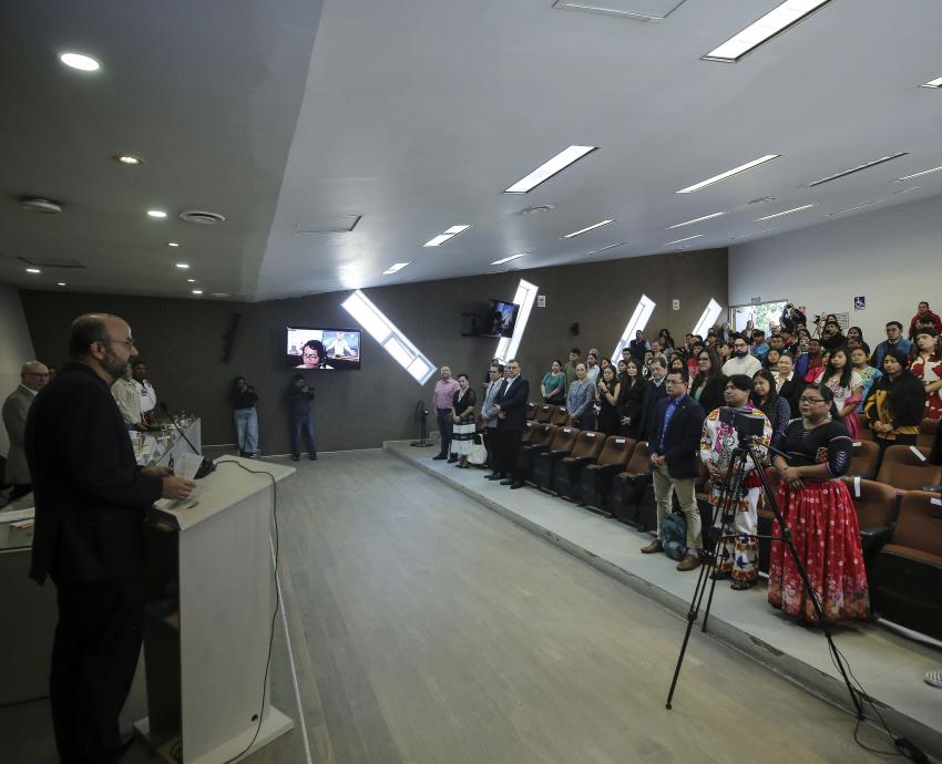 Diseñan política lingüística con estudiantes de pueblos originarios en CUTonalá