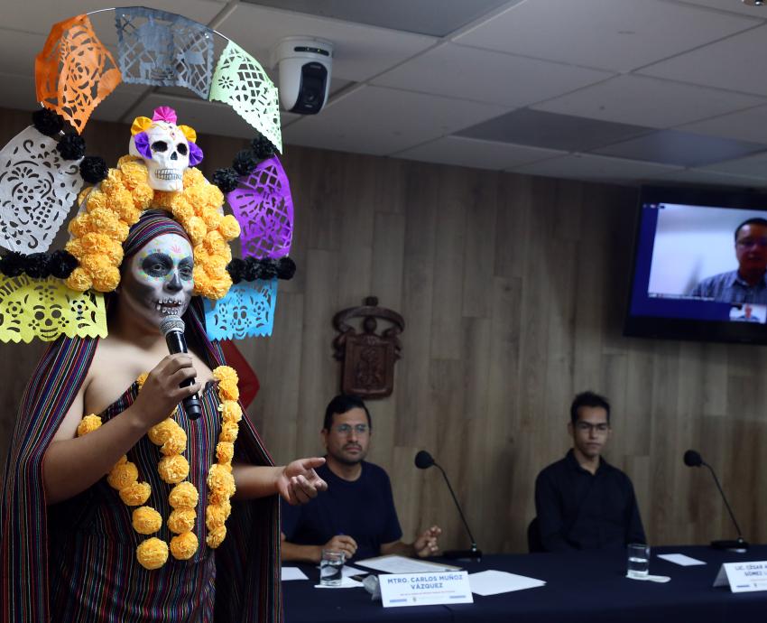Preparan festividades por el Día de Muertos