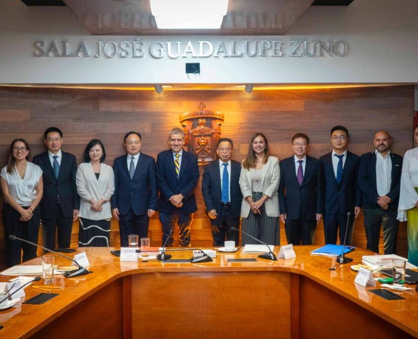 Fortalece UdeG lazos académicos y culturales con China