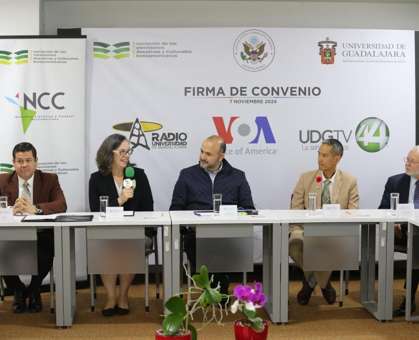 Transmitirán Canal 44 y Radio Universidad contenidos de la Voz de América de EUA