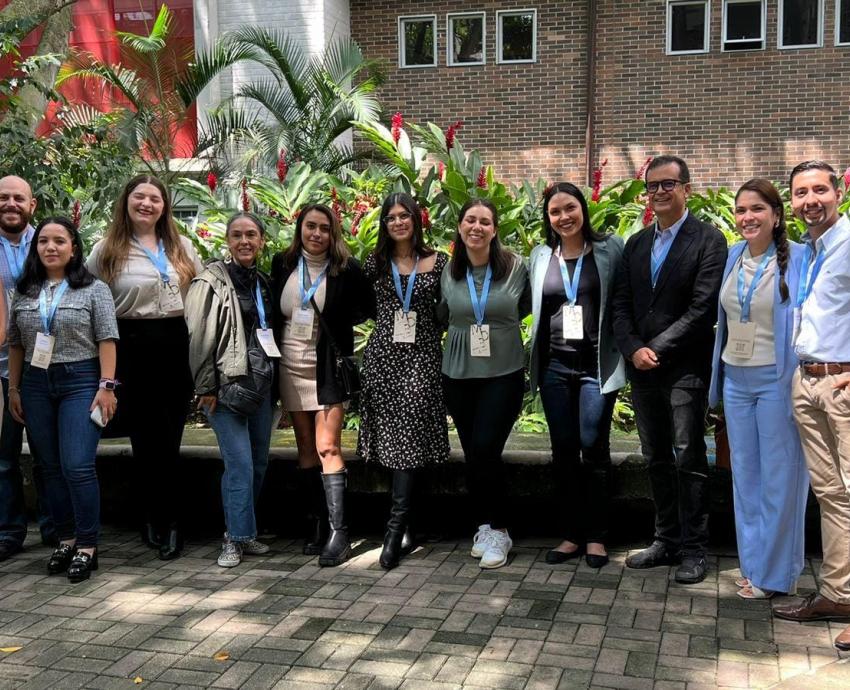 Estudiantes del CUAAD ponen a prueba conocimientos en Colombia