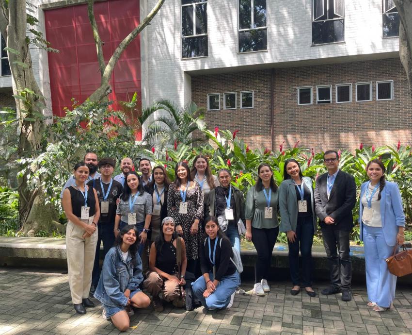 Estudiantes del CUAAD ponen a prueba conocimientos en Colombia
