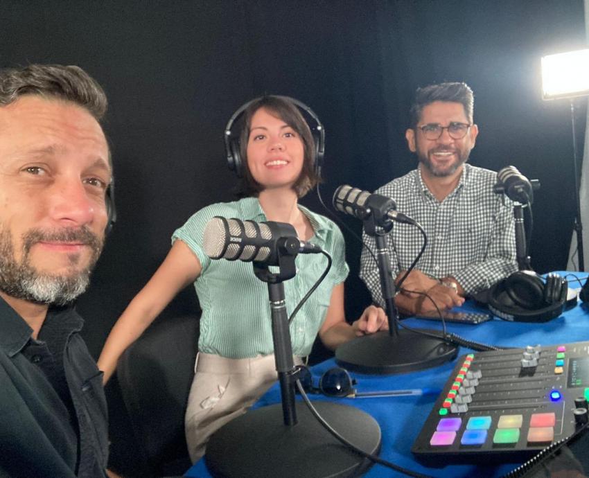 Podcast “Cosas de sapiens” celebra dos años de comunicar ciencia desde CUAltos