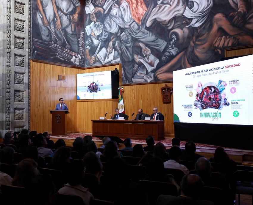 Expone doctor José Francisco Muñoz Valle plan de trabajo ante el CGU