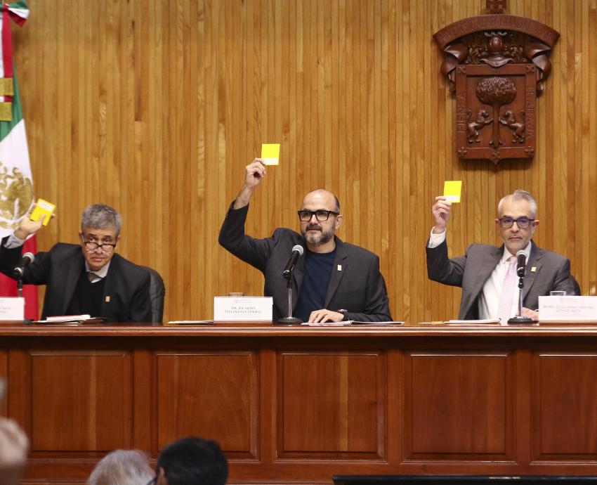 Presenta la doctora Mara Robles Villaseñor su plan de trabajo ante al CGU