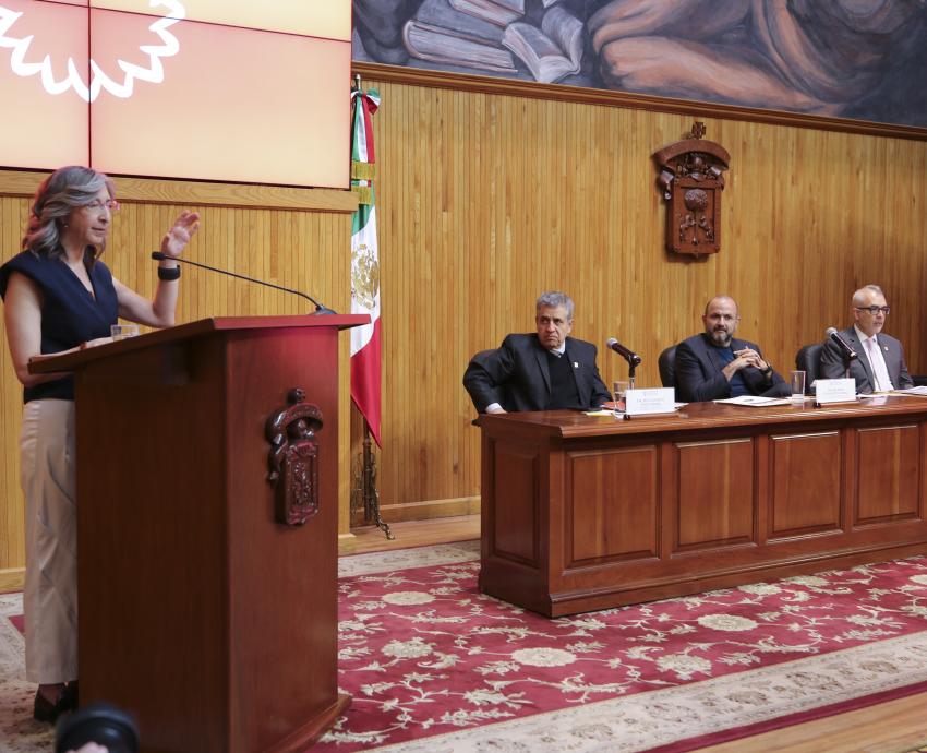 Presenta la doctora Mara Robles Villaseñor su plan de trabajo ante al CGU