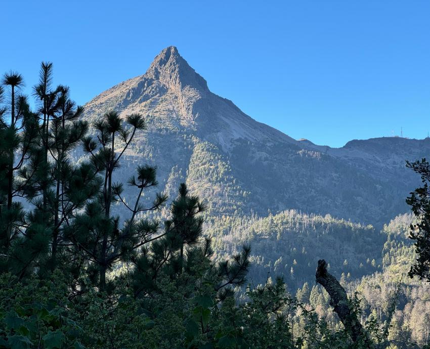 Histórica transmisión de Radio UdeG desde el Nevado de Colima