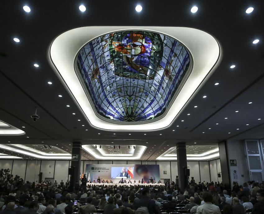 Como un acto de amor a la cultura y las letras, inicia la FIL 2024