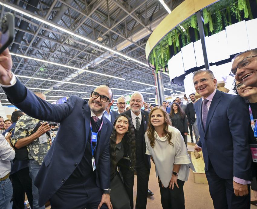 Nace Pabellón UdeG en FIL Guadalajara, el primero en su historia