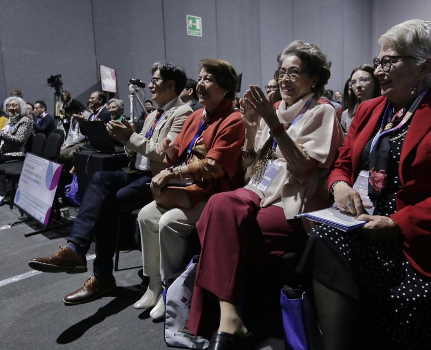Bibliotecas deben contribuir para promover la inclusión y la igualdad de género