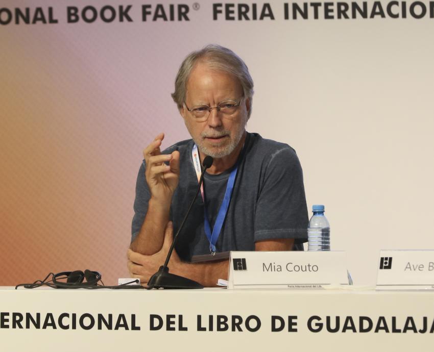 “Sin naturaleza no hay fuerza para otra cosa”: Mia Couto 