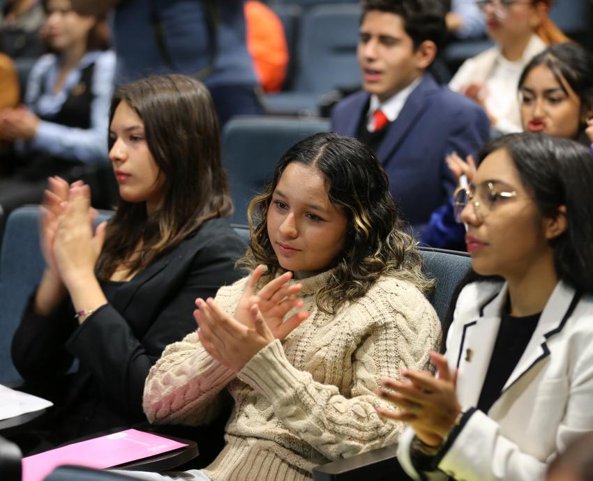 Arranca “Copa Leones de Debate” en CUCEA