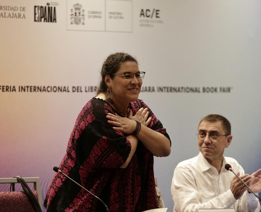 Debaten sobre el “poder del pueblo” en la FIL Guadalajara