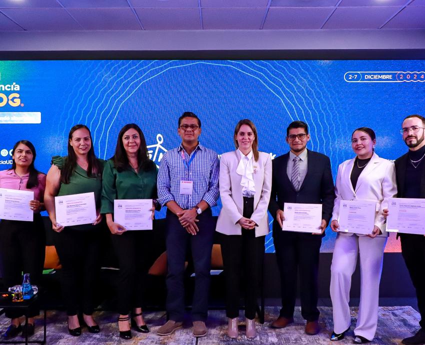 Premian a lo mejor de la tercera edición del Concurso de Tesis de Posgrados 2024