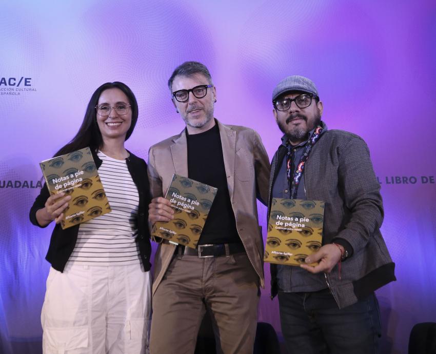 Presentan “Notas a pie de página. Crónicas para releer”, en la FIL 38