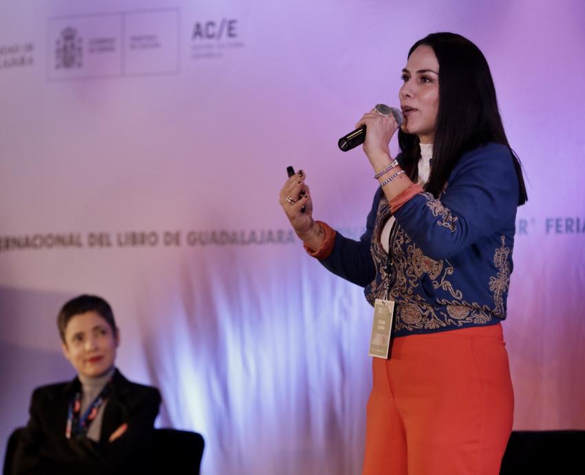 “Las palabras sí pueden ayudar a crear una realidad más igualitaria”: Paulina Chavira 