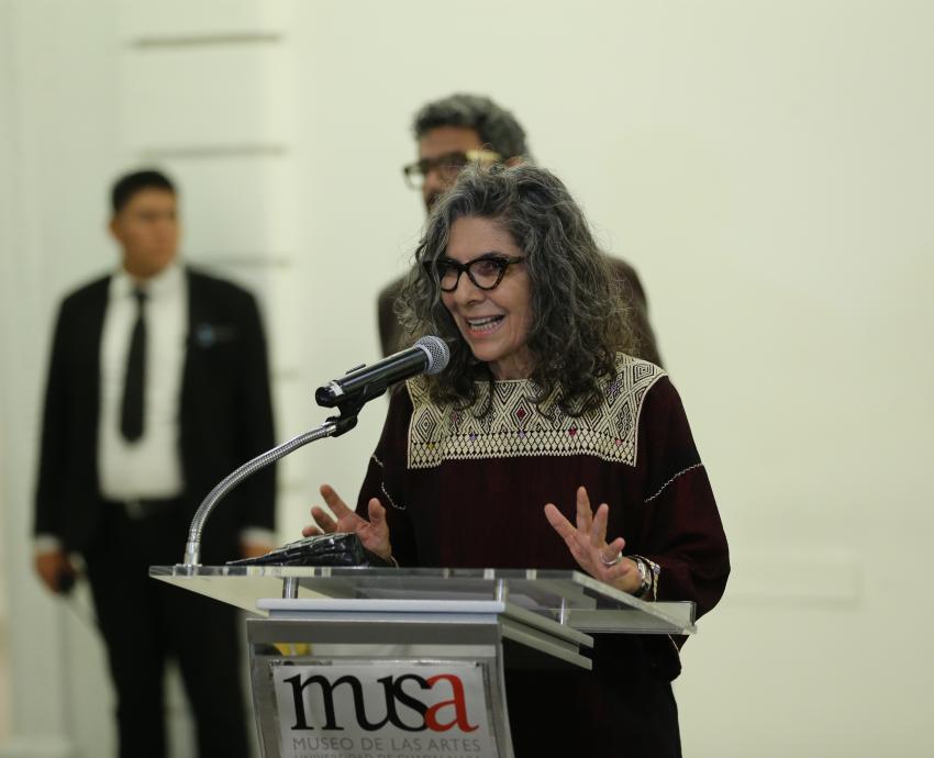 Rótulos, picardía y colores en el MUSA con “Sensacional de diseño mexicano”