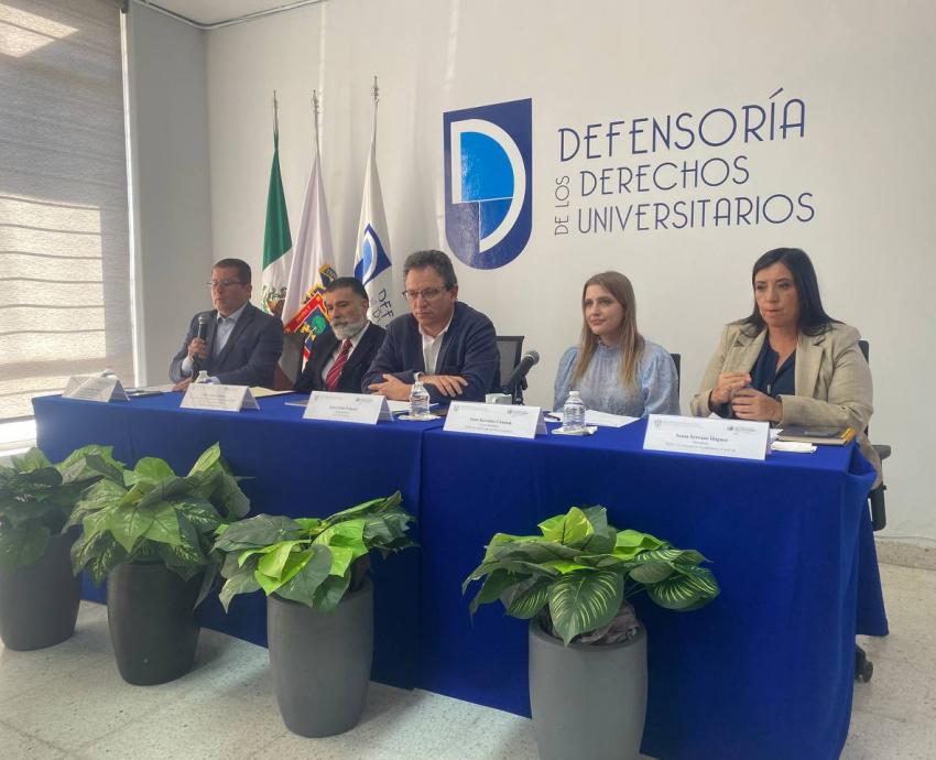 Impulsa DDU encuentro de expertos para fortalecer la defensa de periodistas y activistas