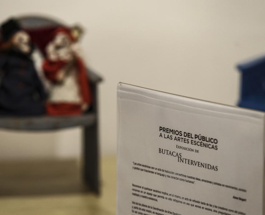 Premio convertido en arte: butacas intervenidas por diversos artistas se exponen en el MUSA 