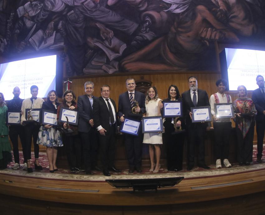 Entregan el Premio Universitario de Derechos Humanos 2024