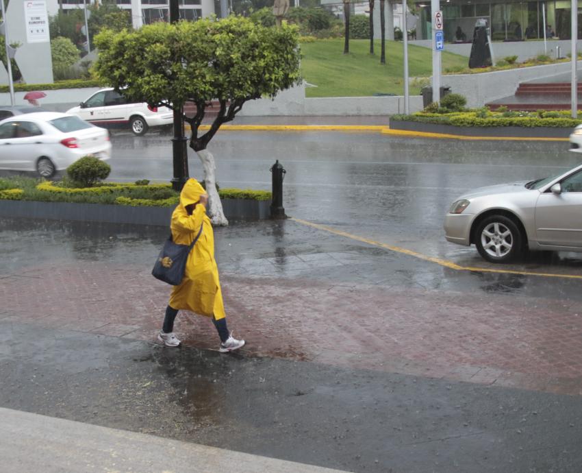 Estiman lluvias ligeras y días templados durante primeros días de enero