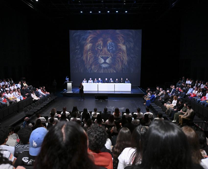 Recibe UdeG a 303 estudiantes de intercambio 