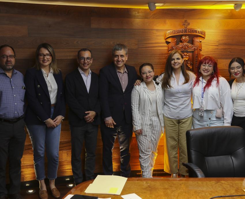 Fomentan el pensamiento crítico entre universitarios de nuevo ingreso