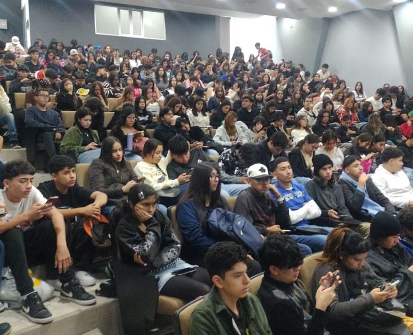 Exploran miles de alumnos de preparatorias carreras ambientales con el MCA