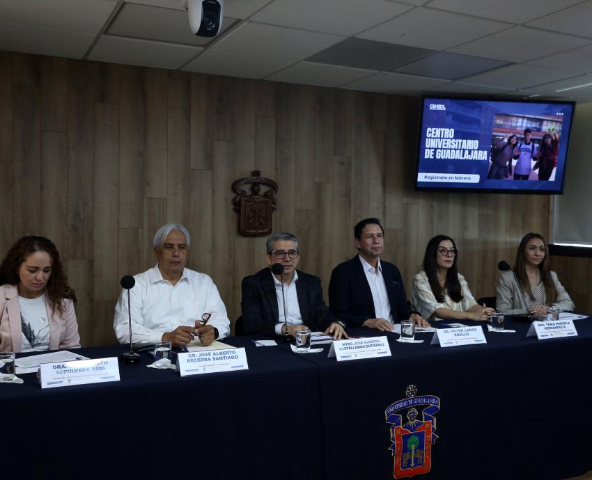 Ofrece CUGDL cinco licenciaturas de base tecnológica en modalidad mixta
