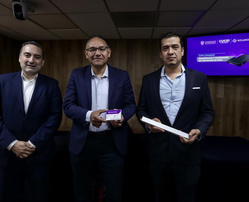 Lanzan CUCEI y empresa Solidigm diplomado orientado al almacenamiento digital