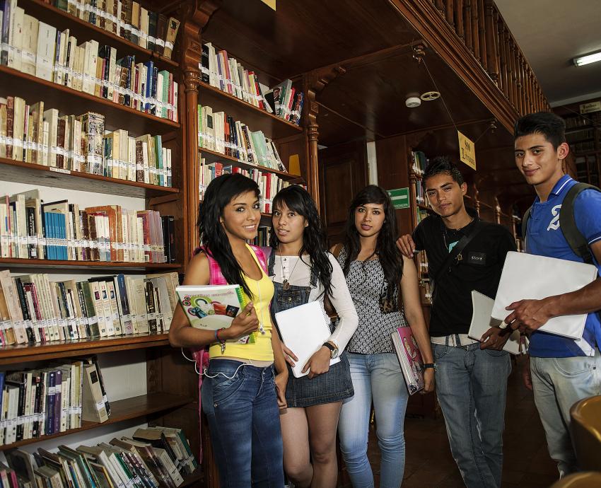 Logra UdeG cifras históricas en visitas y usuarios en sus bibliotecas