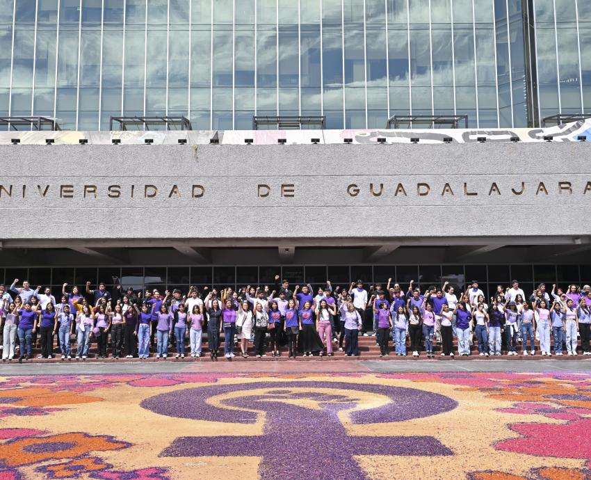 Alumnos elaboran “Tapete efímero” para visibilizar la igualdad de género