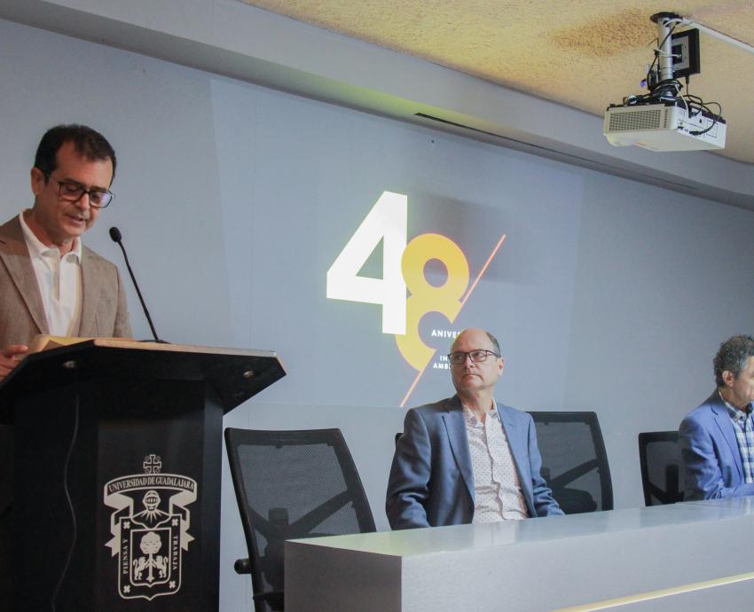 Celebra licenciatura en Diseño de interiores y ambientación su 48 aniversario