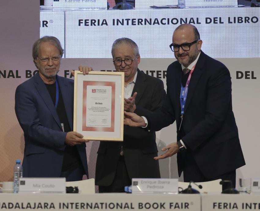 El Premio FIL de Literatura abre su convocatoria 2025