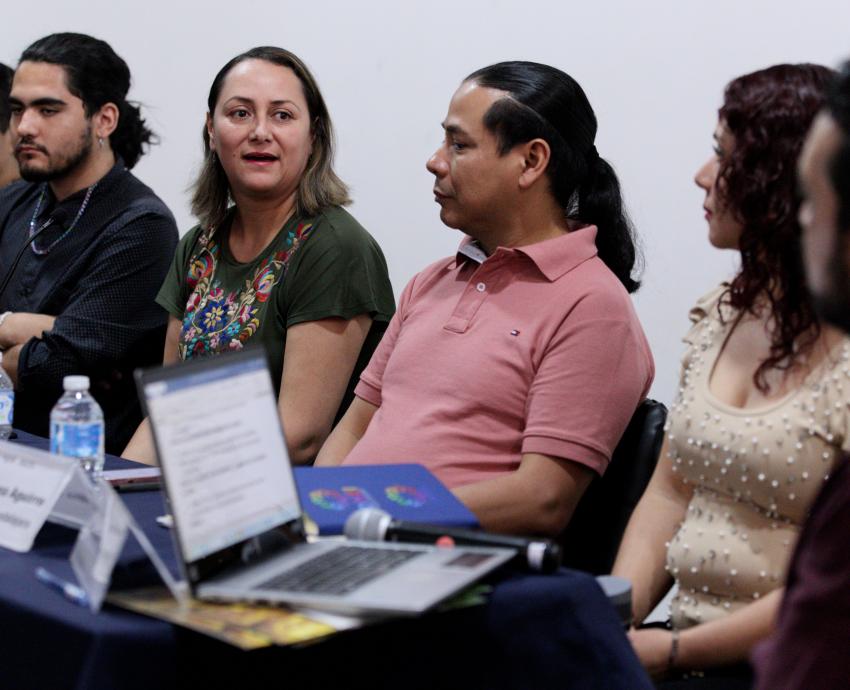 Dialogan en CUCSH sobre los retos y oportunidades de la educación incluyente