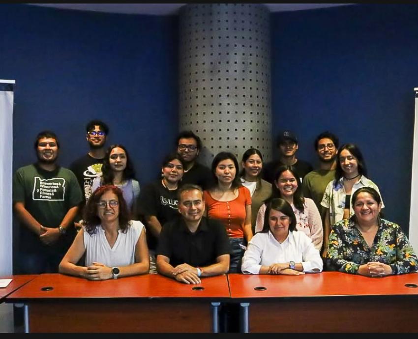 Preparan exposición de fotografías de alumnos del CUCosta en el Centro Cultural La Lija