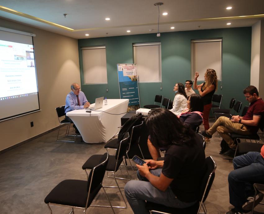 Preparan Biblioteca Jalisciense Virtual, enfocada en la compilación de estudios sobre inseguridad pública