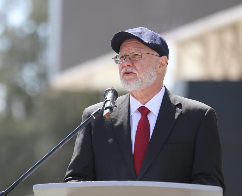 UdeG conmemora natalicio de Raúl Padilla López 