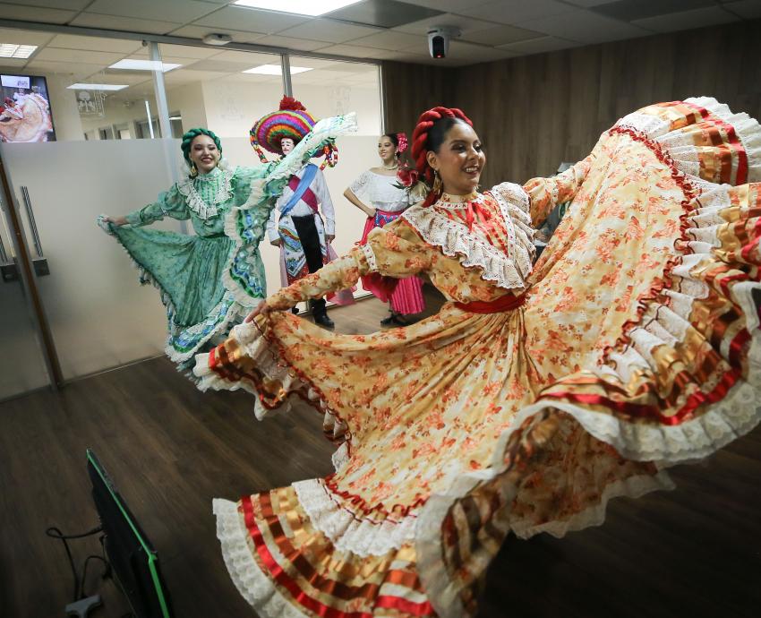 Celebra su 30 aniversario la licenciatura en Artes escénicas para la expresión dancística 