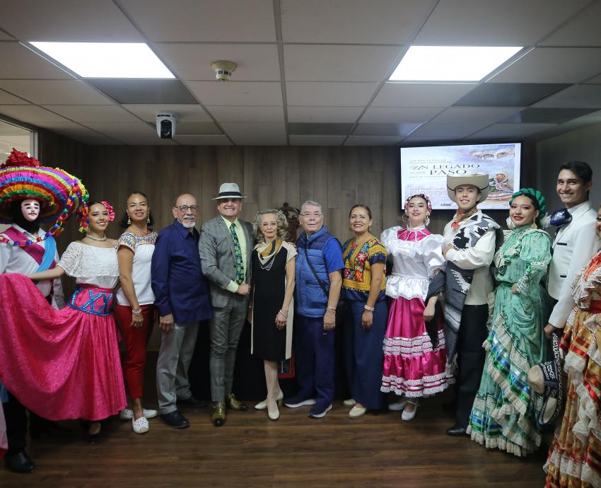 Celebra su 30 aniversario la licenciatura en Artes escénicas para la expresión dancística 
