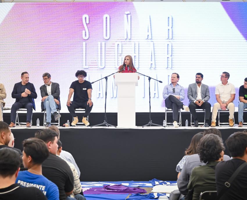 Inauguran el Xll Congreso Estatal Feuista en el Pabellón Universitario