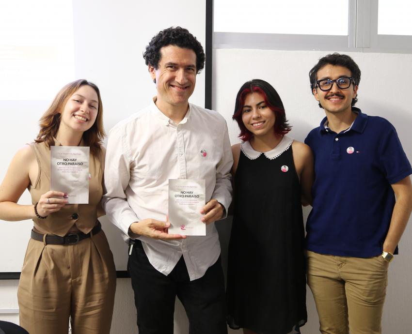 Presentan ensayo de poesía moderna en CUCSH