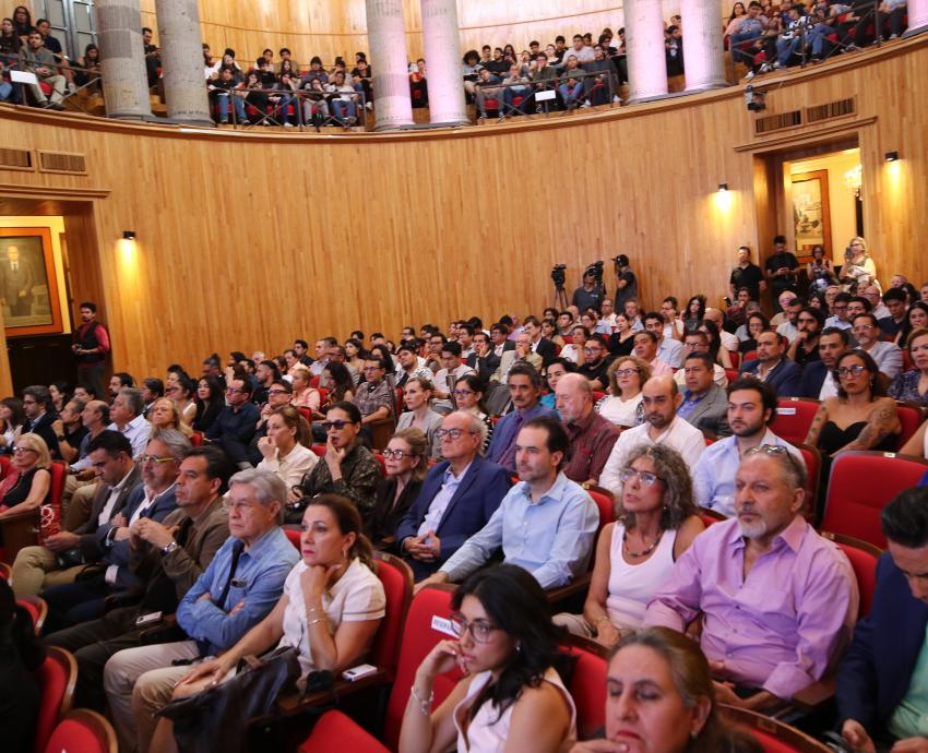 Craig Dykers brinda conferencia en el marco de la Cátedra Julio Cortázar 