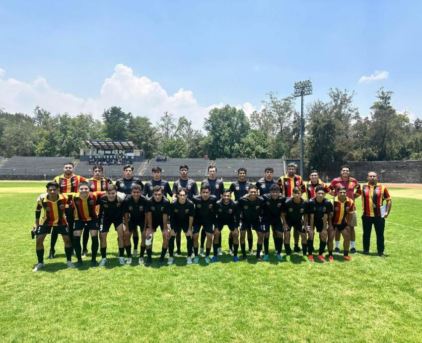 Gana la selección varonil de futbol asociación, medalla de plata en el Campeonato Nacional Universitario 2025